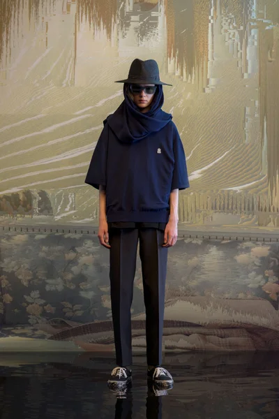Look 7